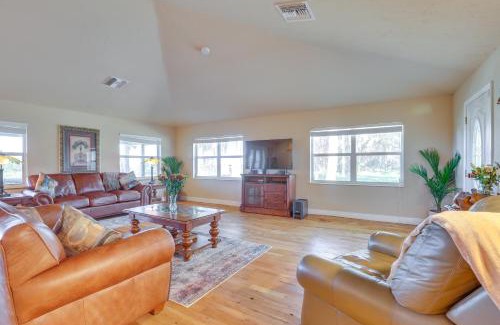 Lorida House | On Lake Istokpoga Lorida Home with Lanai!