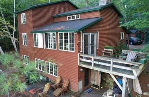 Bridgton Cabin | On Moose Pond: Lake/ski house with mountain views!