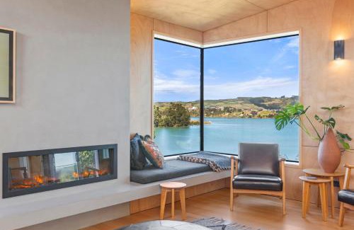 Raglan House | On Point House