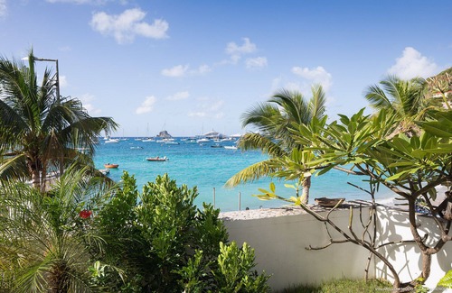 Corossol Apartment | On the Beach, in Saint Barth. Villa Mellow Mood