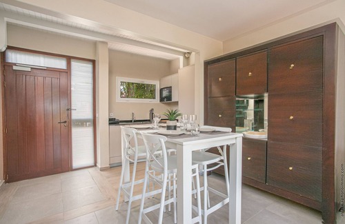 Le Francois Villa | On the beach Villa Maorie 1