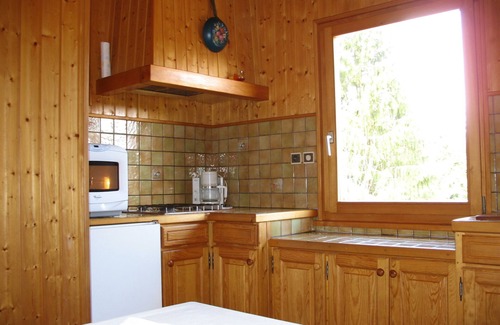 Xonrupt-Longemer Ski Chalet | On the edge of a forest, in a peaceful setting, comfortable wooden chalet rated 3 stars.