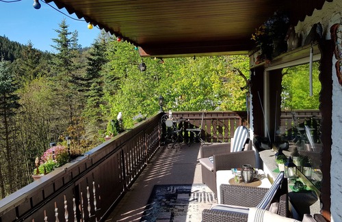 Unterweißbach House | On the edge of the forest with a beautiful panoramic view of 2 valleys