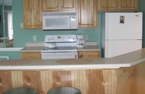 Calabash Condo | On The Golf Course! Steps From The Pool! 10 Minutes From Sunset Beach!