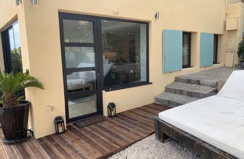 Cavalaire-sur-Mer Apartment | On the heights of Cavalaire, apartment with exceptional sea view