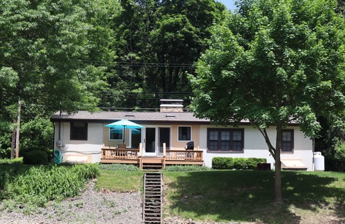 Huntingdon House | ON THE JUNIATA RIVER...FISH, SWIM, KAYAK
