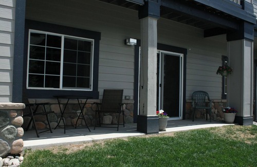 Steamboat Springs Condo | On the mountain with Heated garage