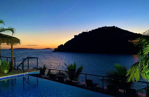 Estate Chocolate Hole and Great Cruz Bay Villa | On The Ocean Paradise, Private Beach-Kayaks, SUPS, Snorkel Gear, Pool, Near Town