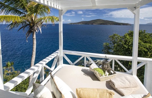 Peterborg Villa | ON THE ROCKS VILLA Private Luxury Waterfront Villa Minutes From Magens Bay Beach
