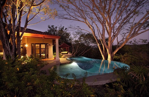 Samara House | On the top of a hill with spectacular and unobstructed view in a secluded nature