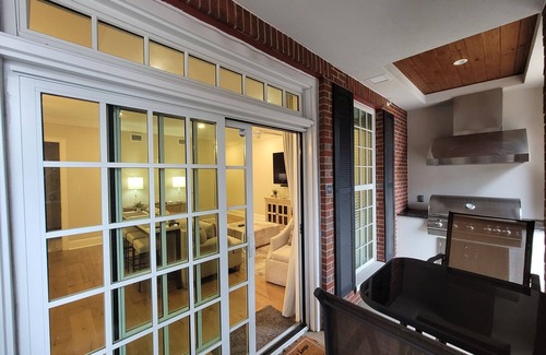 Tuscaloosa Condo | On The University Strip ~ 5 Blocks From The Stadium