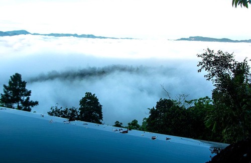 Kahangama Villa | On the way to Ella, Udawalawa, Mirissa. Hike Adams Peak. 3 AC rooms with a pool