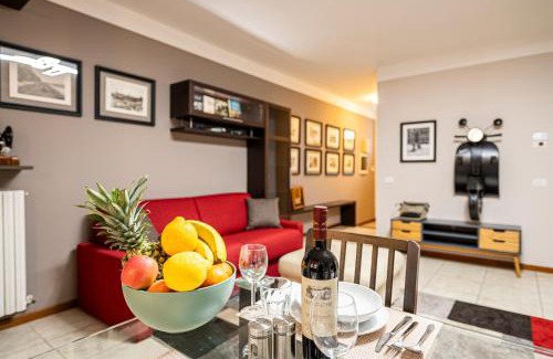 Santissima Annunziata House | "Once Upon A Time" Cherubini Palace Thematic Apartments Free Parking