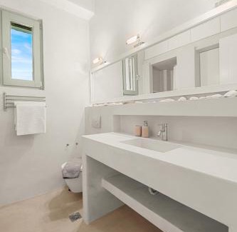 Exomvourgo House | Ondalina