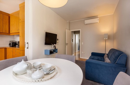Centro / Baixa Apartment | One Bedroom Ap for 3 in Clérigos Tower
