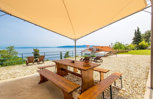 Obrs Apartment | One bedroom apartment with terrace and sea view Mošćenička Draga, Opatija (A-7766-b)