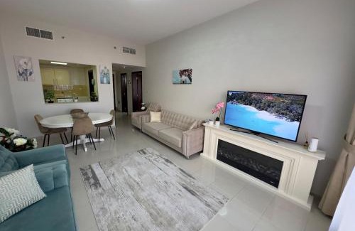 Bab Al Bahr Apartment | One Bedroom apartment on the beach! For you and your family