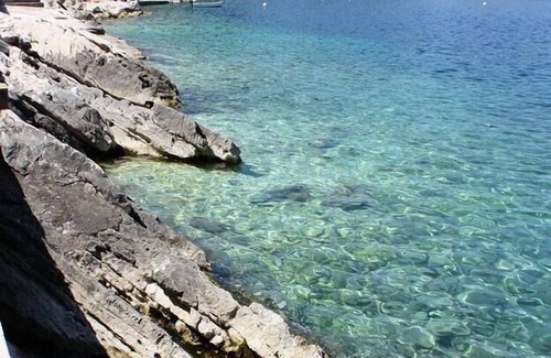 Sobra Apartment | One bedroom apartment near beach Sobra, Mljet (A-15993-a)