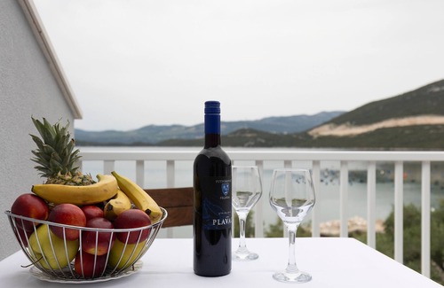 Putnikovic Apartment | One bedroom apartment near beach Žuronja, Pelješac (A-10137-b)