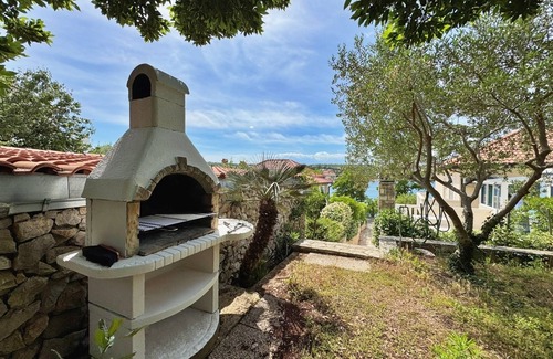 Silo Apartment | One bedroom apartment near beach Šilo, Krk (A-18704-b)