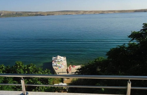 Vidalici Apartment | One bedroom apartment near beach Vidalići, Pag (A-18936-d)