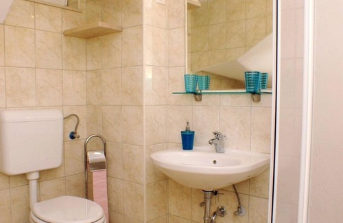 Vinjerac Apartment | One bedroom apartment with air-conditioning Vinjerac, Zadar (A-3093-e)