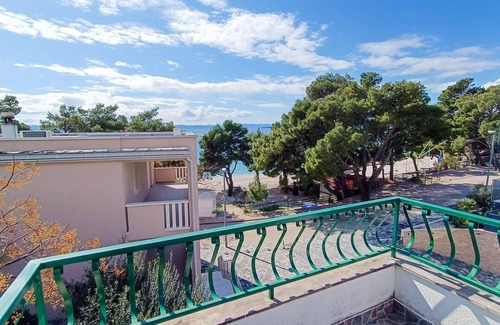 Promajna Apartment | One bedroom apartment near beach Promajna, Makarska (A-23184-b)