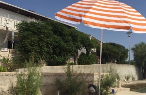 Kustici Apartment | One bedroom apartment near beach Kustići, Pag (A-18248-c)
