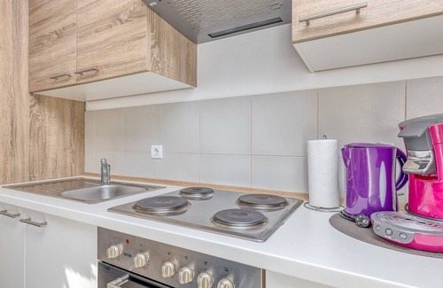 Cancini Apartment | One-Bedroom Apartment Kardumovic No.4 Blue on the Third Floor