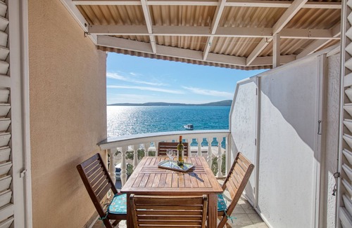 Brodarica Apartment | One bedroom apartment near beach Brodarica, Šibenik (A-4194-c)