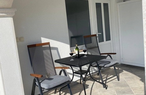 Brijesta Apartment | One bedroom apartment near beach Brijesta, Pelješac (A-10223-b)