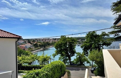 Silo Apartment | One bedroom apartment near beach Šilo, Krk (A-18704-e)