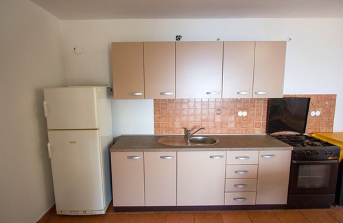 Gdinj Apartment | One bedroom apartment near beach Cove Rapak, Hvar (A-12779-a)