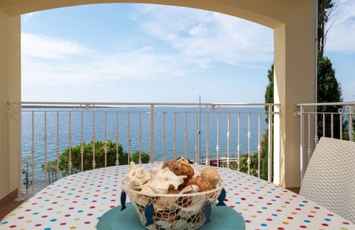 Mandre Apartment | One bedroom apartment near beach Mandre, Pag (A-4092-d)