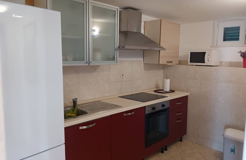 Marina Apartment | One bedroom apartment with air-conditioning Marina, Trogir (A-11554-a)