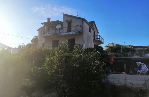 Marina Apartment | One bedroom apartment with balcony Marina, Trogir (A-18868-b)