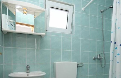 Razanac Apartment | One bedroom apartment with balcony and sea view Ražanac, Zadar (A-6142-b)