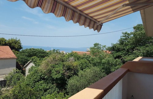 Gradac Apartment | One bedroom apartment with terrace and sea view Gradac, Makarska (A-11332-d)