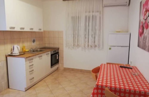 Marina Apartment | One bedroom apartment with terrace Marina, Trogir (A-6116-a)