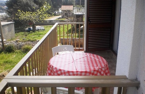Ugljan Apartment | One bedroom apartment with terrace and sea view Ugljan (A-8257-b)