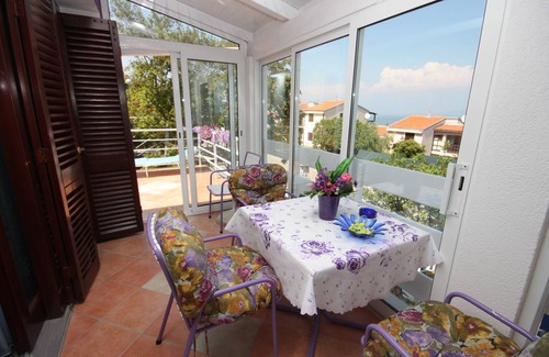 Ravni Apartment | One bedroom apartment with terrace and sea view Ravni, Labin (A-7674-a)