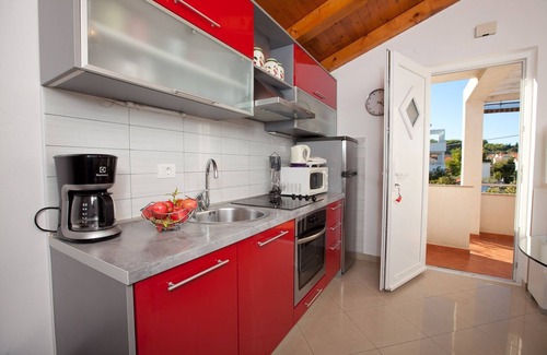 Preko Apartment | One bedroom apartment with terrace and sea view Preko, Ugljan (A-14163-a)