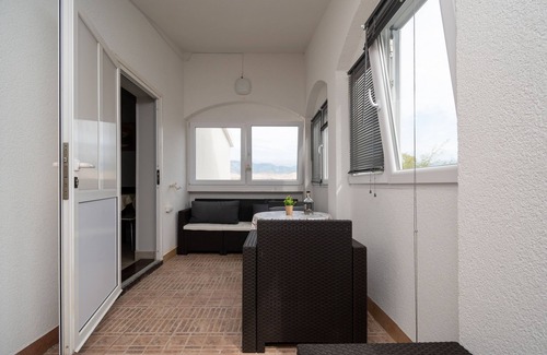Zrce Apartment | One bedroom apartment with terrace and sea view Sveti Marko, Pag (A-21654-b)