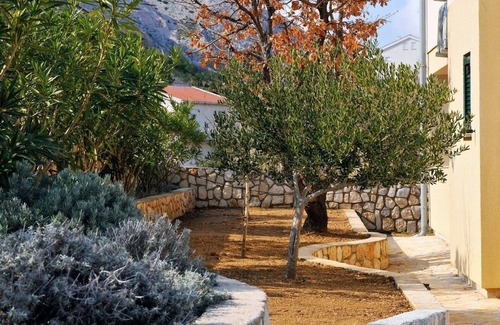 Bosana Apartment | One bedroom apartment with terrace and sea view Bošana, Pag (A-22692-d)