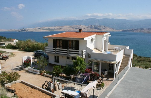 Bosana Apartment | One bedroom apartment with terrace and sea view Bošana, Pag (A-6460-b)