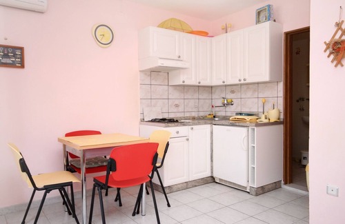 Kosljun Apartment | One bedroom apartment with terrace and sea view Košljun, Pag (A-3321-b)