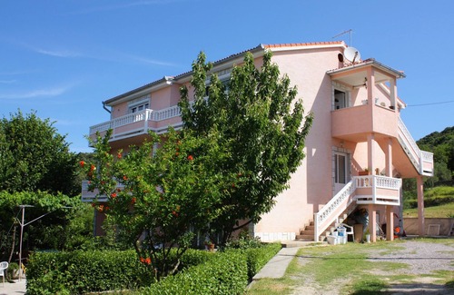 Kampor Apartment | One bedroom apartment with terrace Kampor, Rab (A-5029-c)