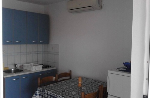 Razanac Apartment | One bedroom apartment with terrace and sea view Ražanac, Zadar (A-13707-b)