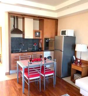 Mexilhoeira da Carregacao Apartment | One bedroom appartement with sea view, private pool and enclosed garden at Estômbar - 2 km away from the beach