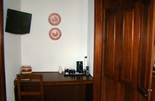 Queimada Apartment | One bedroom appartement with shared pool jacuzzi and furnished terrace at Armamar